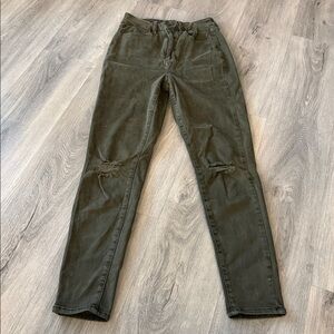 American Eagle Olive Green Pants camo curved super high rise jeggings size 4